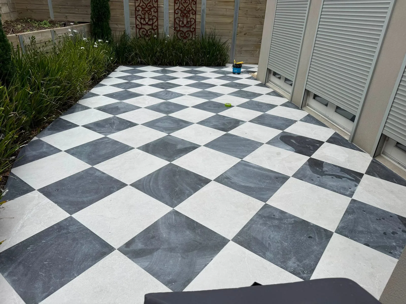 Side path — after, checkerboard tile